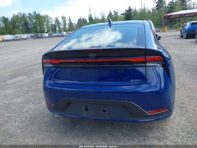 JTDADABU6R3014933 Toyota Prius Le Awd-e