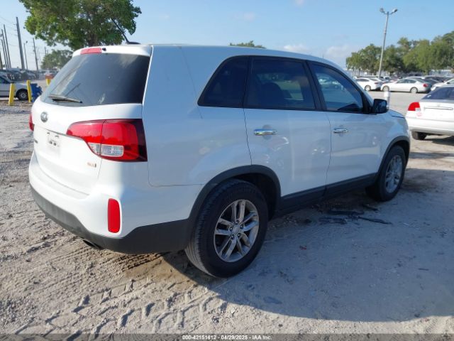 5XYKT3A69FG575172 KIA SORENTO LX