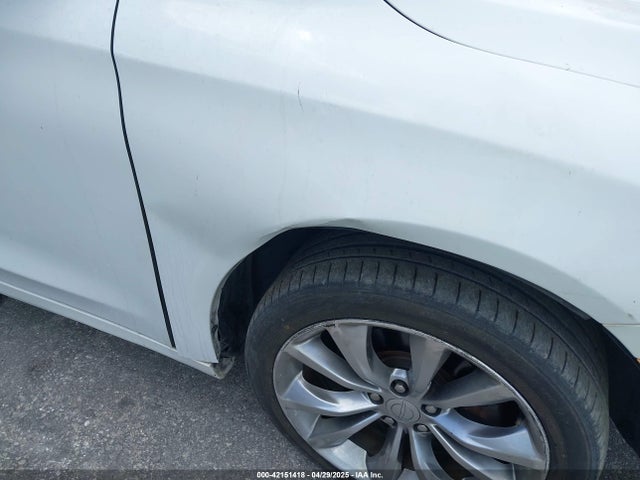 1C3CCCBB2FN743599 Chrysler 200 S