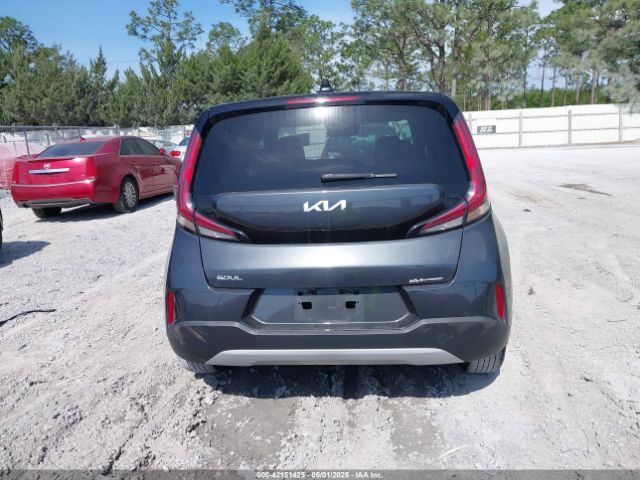 KNDJ23AU1P7207631 KIA SOUL LX
