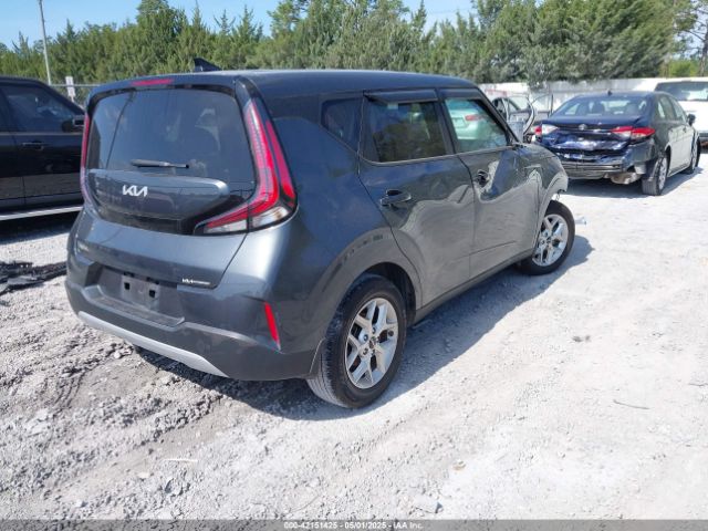 KNDJ23AU1P7207631 KIA SOUL LX