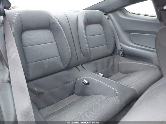 1FA6P8AM0F5409798 Ford Mustang V6