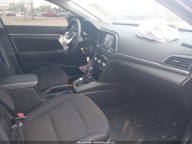 5NPD84LFXLH528511 Hyundai ELANTRA SEL