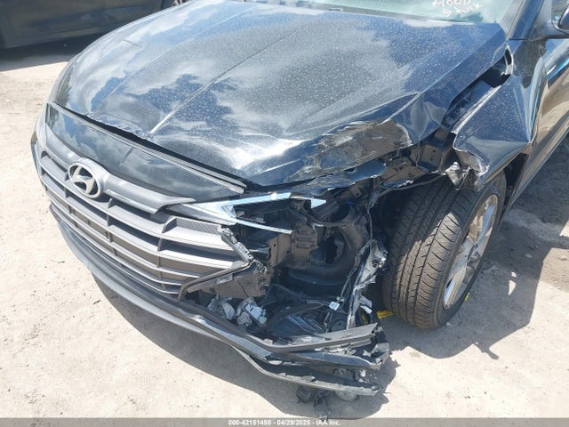 5NPD84LFXLH528511 Hyundai ELANTRA SEL