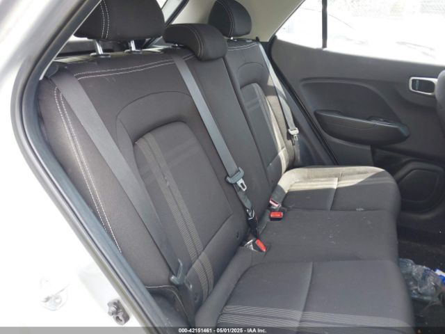 KMHRC8A34MU070987 Hyundai Venue Sel