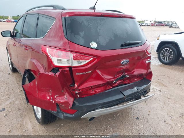 1FMCU0GXXFUA16899 Ford ESCAPE SE