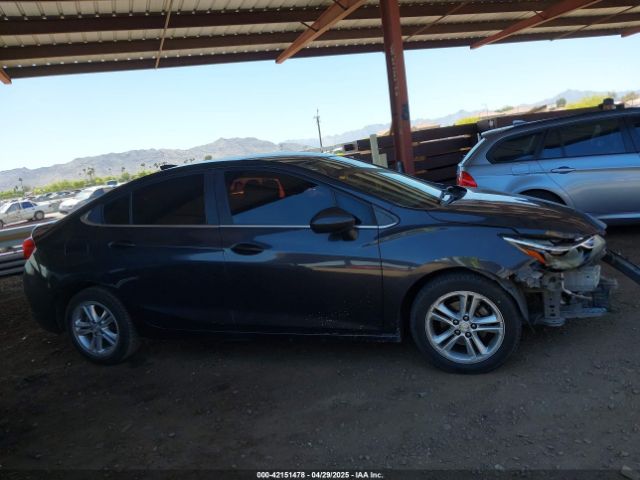 1G1BE5SM6H7103085 Chevrolet Cruze Lt Auto