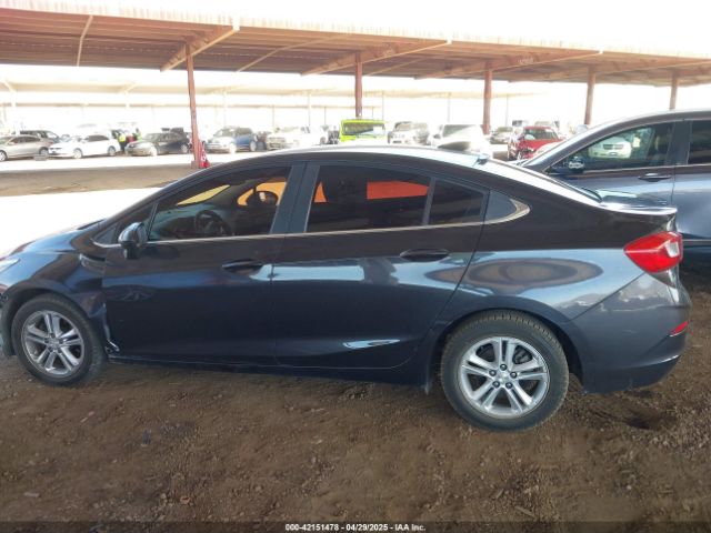 1G1BE5SM6H7103085 Chevrolet Cruze Lt Auto