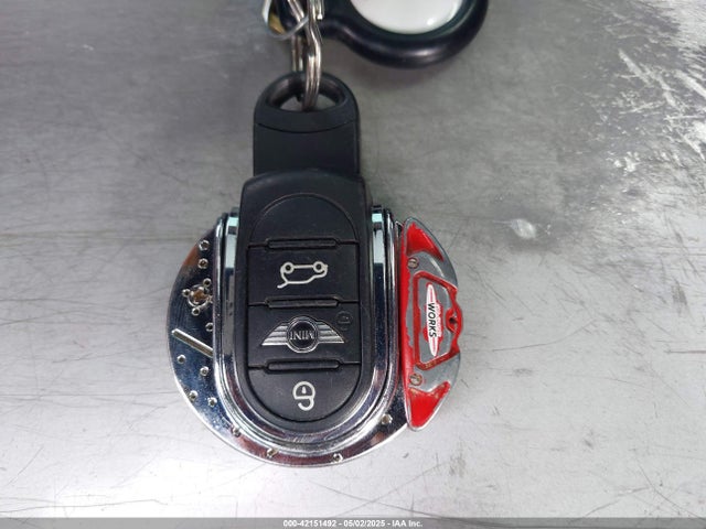 2016 MINI HARDTOP WMWXP7C53G2A42705 Photo 10