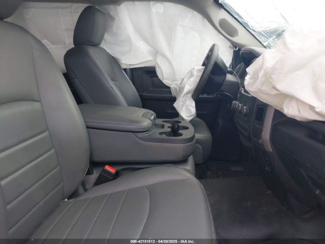 2018 RAM 1500 1C6RR6FG7JS330509 Photo 4