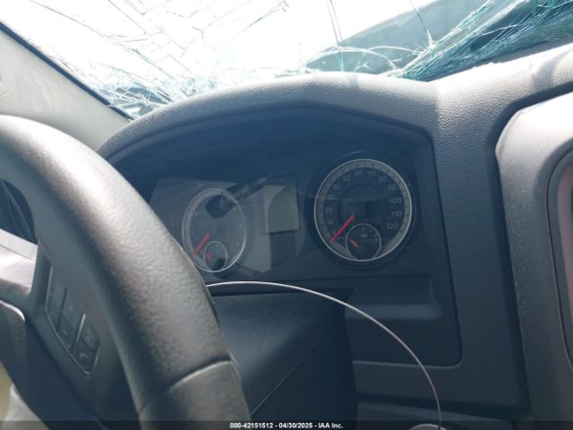 2018 RAM 1500 1C6RR6FG7JS330509 Photo 6