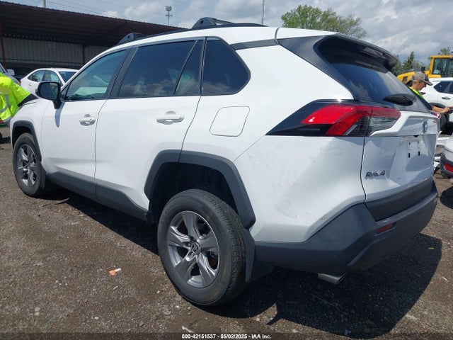 2T3P1RFV0RW465695 Toyota Rav4 Xle
