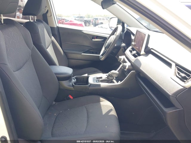 2T3P1RFV0RW465695 Toyota Rav4 Xle