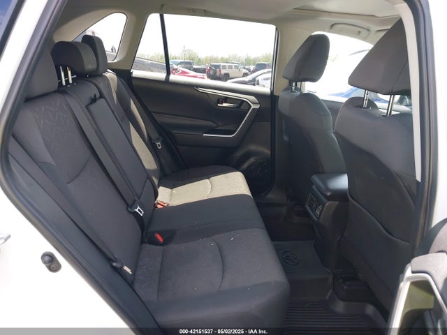 2T3P1RFV0RW465695 Toyota Rav4 Xle