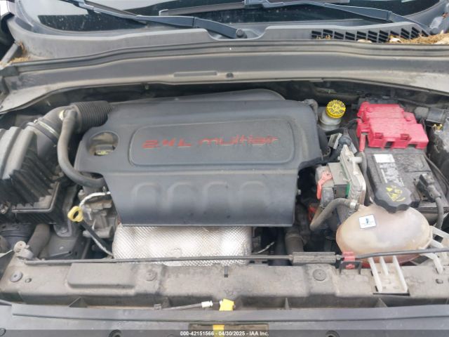 ZACNJABBXKPJ76703 Jeep Renegade Altitude Fwd