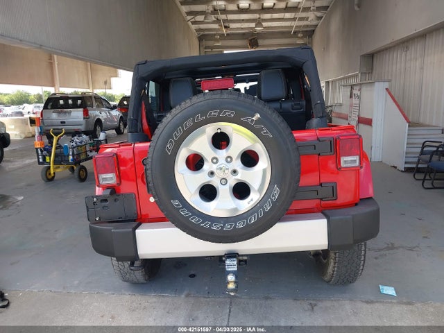 1C4BJWEGXEL179054 Jeep Wrangler Unlimited Sahara