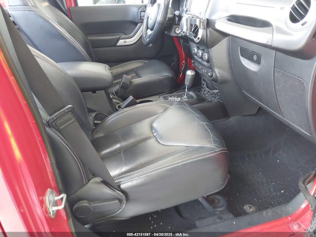1C4BJWEGXEL179054 Jeep Wrangler Unlimited Sahara