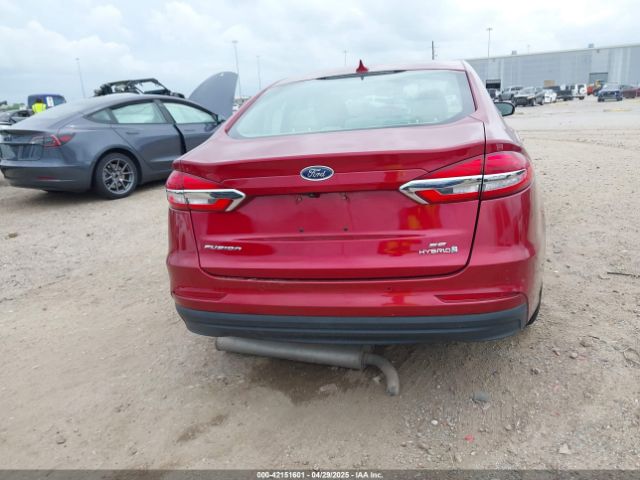 3FA6P0LU6KR257130 Ford Fusion Hybrid Se
