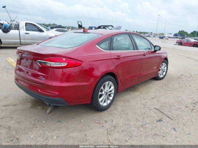 3FA6P0LU6KR257130 Ford Fusion Hybrid Se