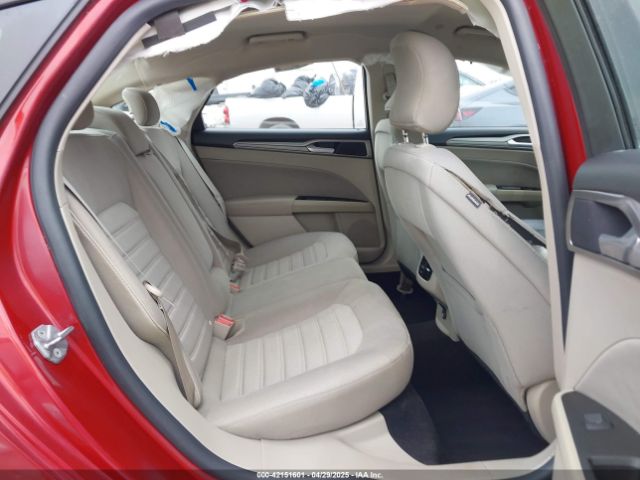 3FA6P0LU6KR257130 Ford Fusion Hybrid Se