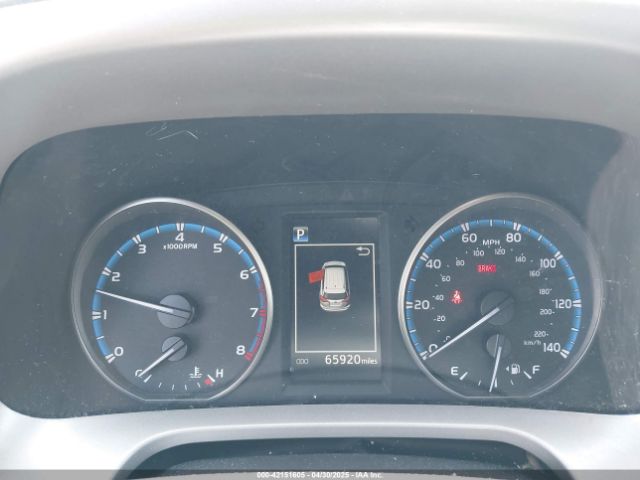 2T3WFREV5JW490465 Toyota Rav4 Xle