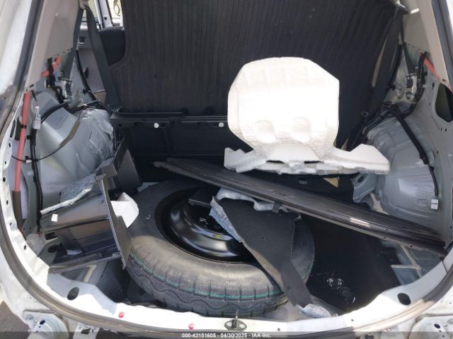 2T3WFREV5JW490465 Toyota Rav4 Xle