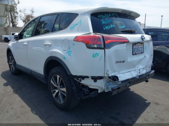 2T3WFREV5JW490465 Toyota Rav4 Xle