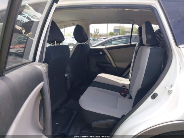 2T3WFREV5JW490465 Toyota Rav4 Xle