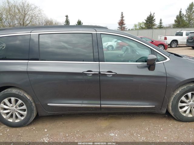 2C4RC1BG5HR720491 Chrysler Pacifica Touring-l