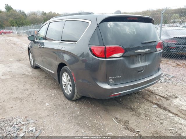 2C4RC1BG5HR720491 Chrysler Pacifica Touring-l