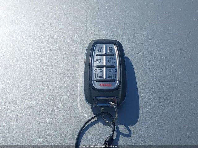 2C4RC1BG2SR545284 Chrysler Pacifica Select