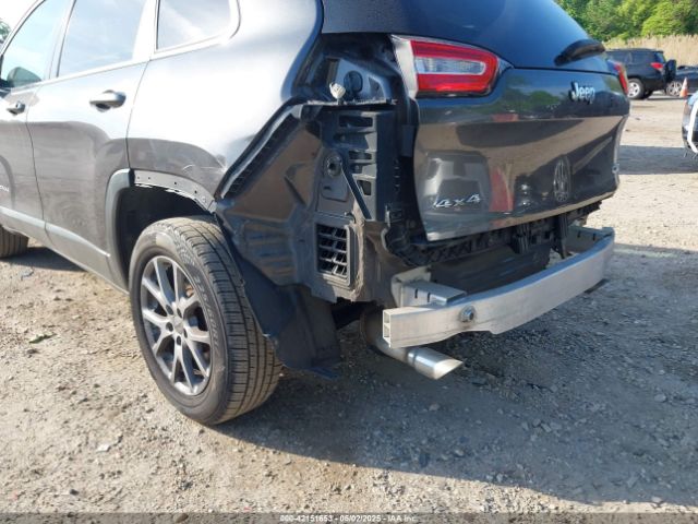 1C4PJMCS1EW147433 Jeep Cherokee Latitude