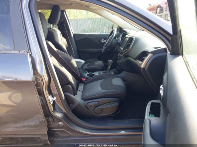 1C4PJMCS1EW147433 Jeep Cherokee Latitude