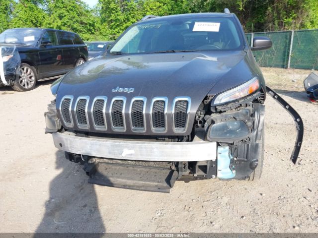 1C4PJMCS1EW147433 Jeep Cherokee Latitude