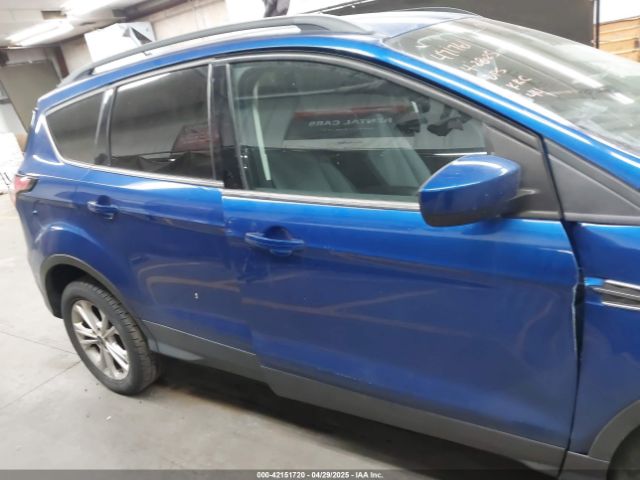 1FMCU0GD5JUC46820 Ford ESCAPE SE
