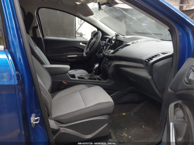 1FMCU0GD5JUC46820 Ford ESCAPE SE