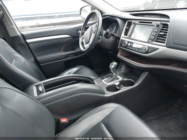 5TDJKRFH8GS326457 Toyota Highlander Xle V6