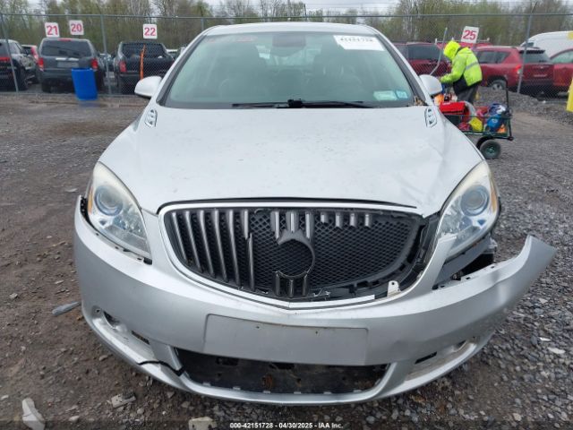 1G4PP5SKXF4218966 Buick Verano