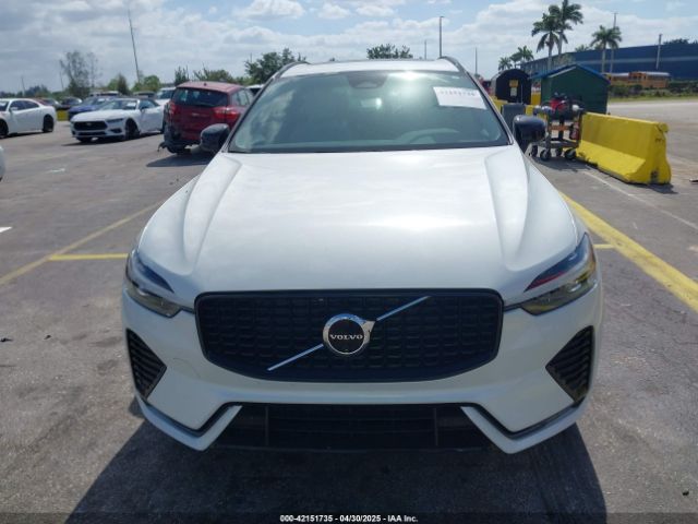 YV4L12RL2R1767596 Volvo Xc60 B5 Plus Dark Theme