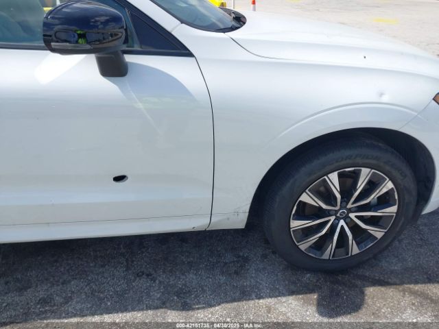YV4L12RL2R1767596 Volvo Xc60 B5 Plus Dark Theme
