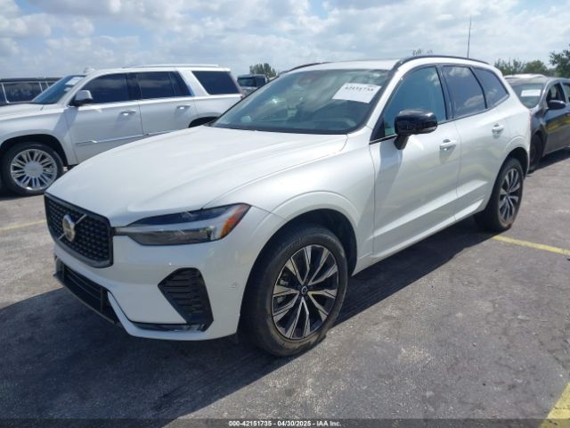 YV4L12RL2R1767596 Volvo Xc60 B5 Plus Dark Theme