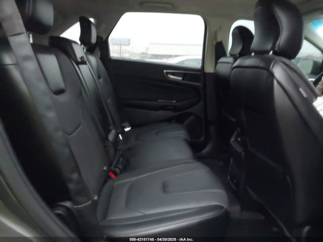 2FMPK3K83HBC02317 Ford Edge Titanium