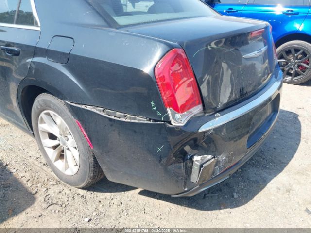 2C3CCAAG1FH742910 Chrysler 300 Limited