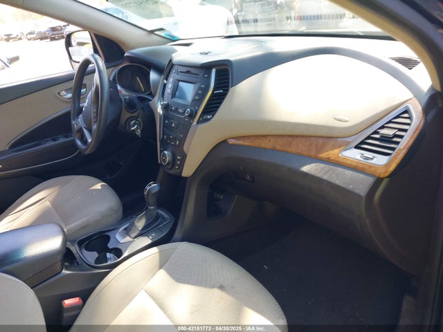 KM8SMDHF6GU135138 Hyundai Santa Fe Se