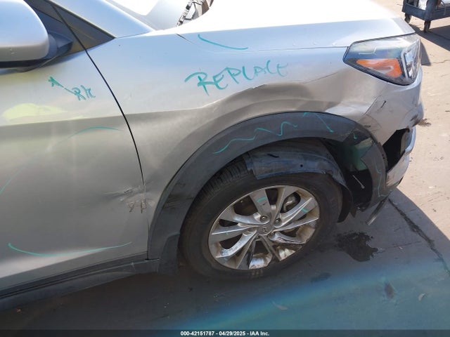 KM8J23A46KU953305 Hyundai TUCSON SE