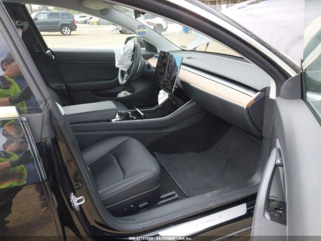 5YJ3E1EB7KF191872 Tesla Model 3 Long Range/performance