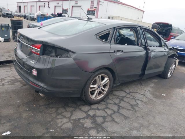 3FA6P0HD8JR268055 Ford FUSION SE
