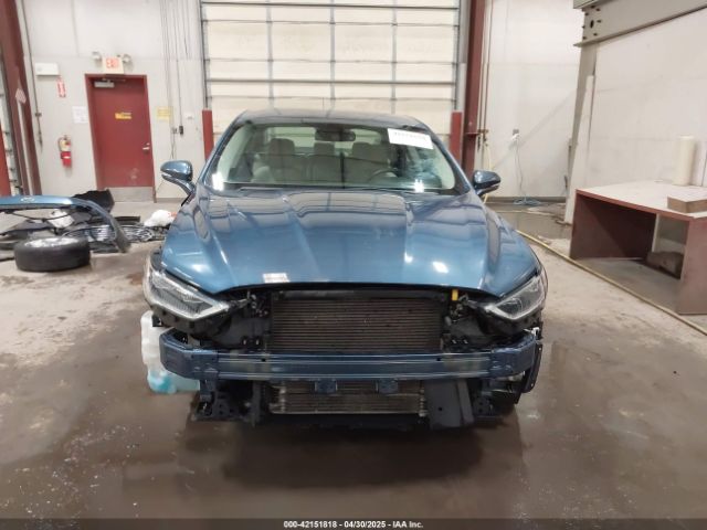 3FA6P0SU1JR246391 Ford Fusion Energi Titanium