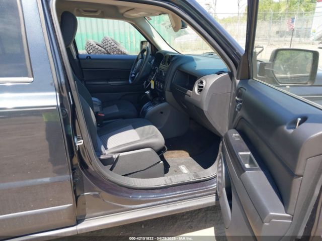 1C4NJPBA1ED696966 Jeep Patriot Altitude