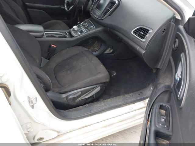 2015 CHRYSLER 200 1C3CCCAB1FN597777 Photo 4
